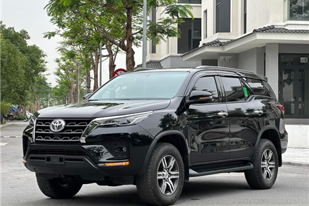 Fortuner  - LUXURY CAR FOR RENT